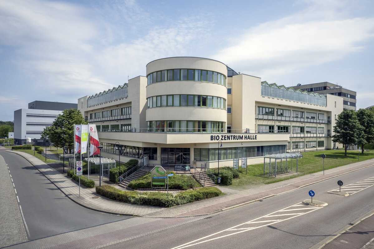Bio-Zentrum, Weinbergweg 22