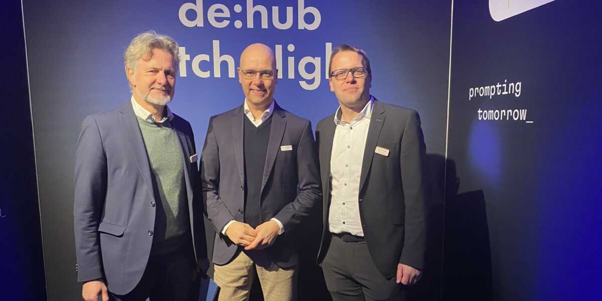 v.l.: Dr. Frank Mentrup (OB von Karlsruhe), Dr. Ulf-Marten Schmieder, Torben Stieglitz (Chef der Wirtschaftsförderung der Stadt Karlsruhe)